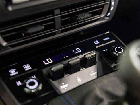 Used 2024 Porsche 911 GT3 image 26