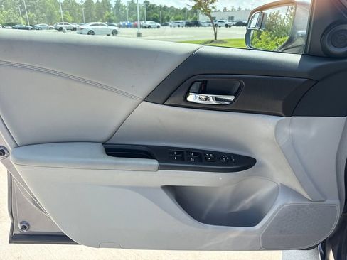 Used 2014 Honda Accord EX image 13
