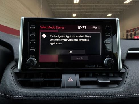 Used 2020 Toyota RAV4 XLE w/ Convenience Package AWD/4WD image 32