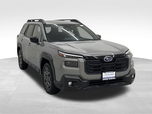 Used 2026 Subaru Forester Premium AWD/4WD image 8
