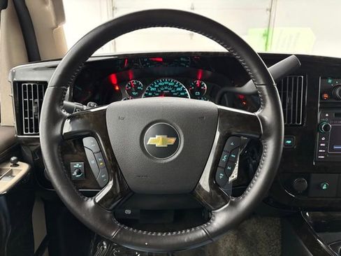 Used 2020 Chevrolet Express 2500 Explorer Limited SE w/ Enhanced Convenience Package image 21