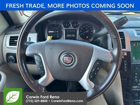 Used 2007 Cadillac Escalade AWD w/ Information Package image 14