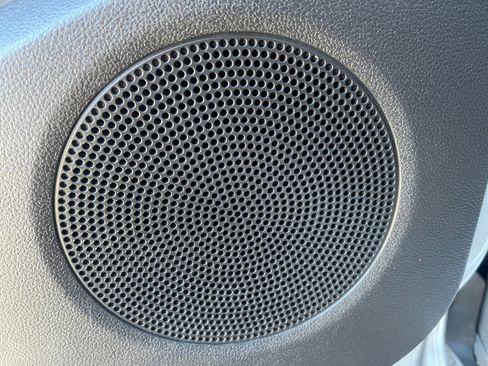 Used 2015 Ford Escape SE image 27