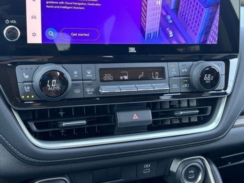 New 2024 Toyota Grand Highlander Limited image 22