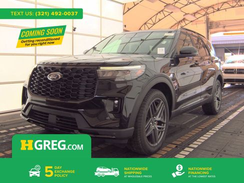 Used 2025 Ford Explorer ST-Line w/ ST-Line Street Pack image 1