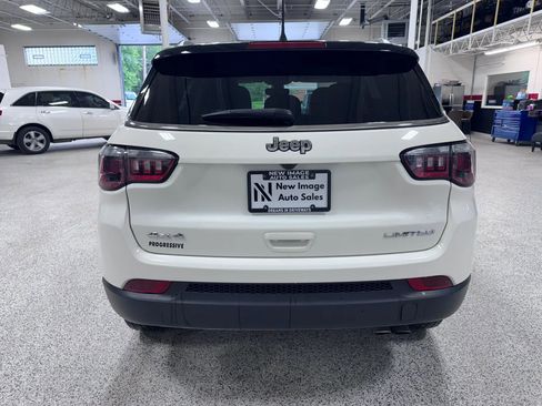 Used 2019 Jeep Compass Limited AWD/4WD image 4