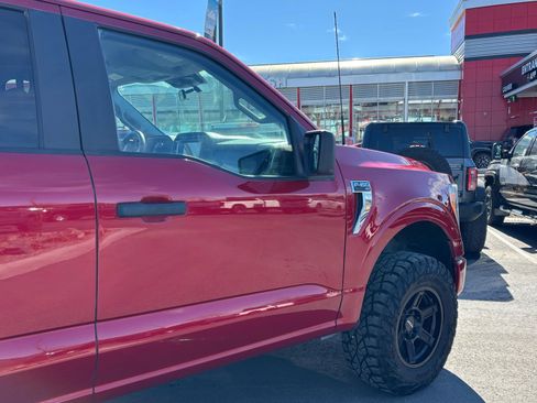 Used 2022 Ford F150 XLT w/ Trailer Tow Package image 4