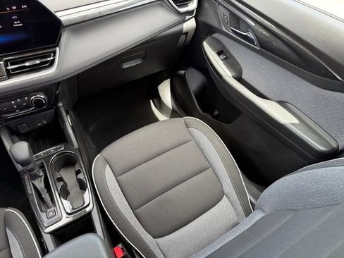 Used 2025 Chevrolet TrailBlazer LT image 26