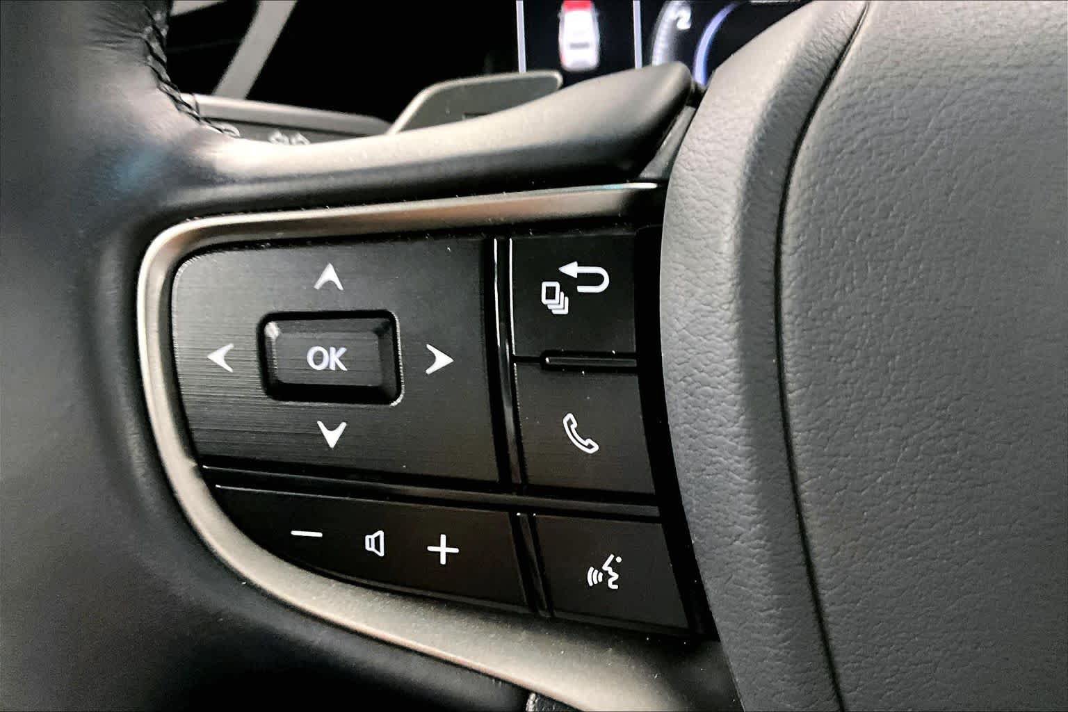 Used 2025 Lexus ES 350 w/ Accessory Package (Z2) FWD image 23