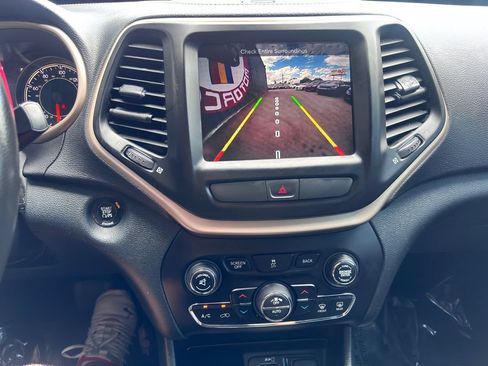 Used 2016 Jeep Cherokee High Altitude AWD/4WD image 22