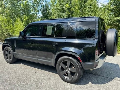Used 2025 Land Rover Defender 110 S AWD/4WD image 7