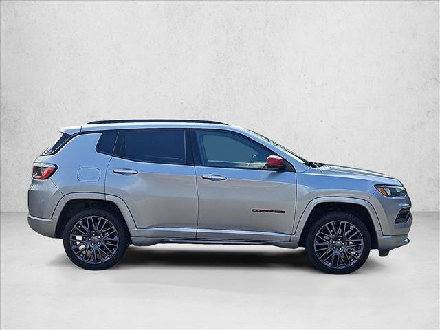 Used 2023 Jeep Compass Limited AWD/4WD image 4