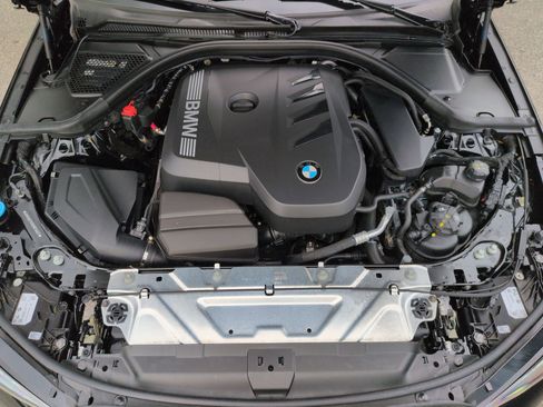 Used 2025 BMW 330i Sedan w/ M Sport Package image 34