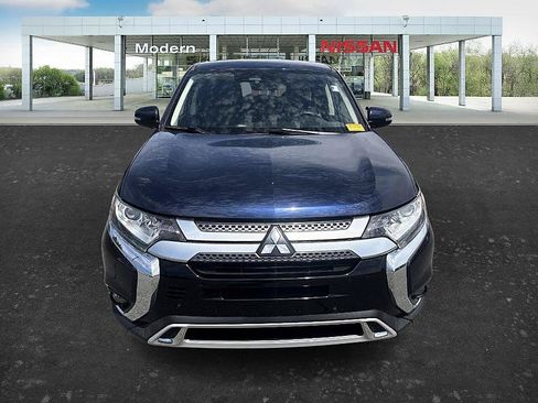 Used 2020 Mitsubishi Outlander SE FWD image 8