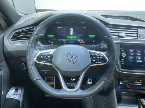 Used 2024 Volkswagen Tiguan SE R-Line AWD/4WD image 15