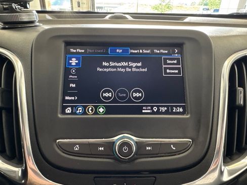 Used 2022 Chevrolet Equinox LT AWD/4WD image 23