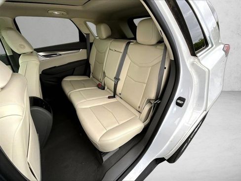 Used 2023 Cadillac XT5 Premium Luxury image 28