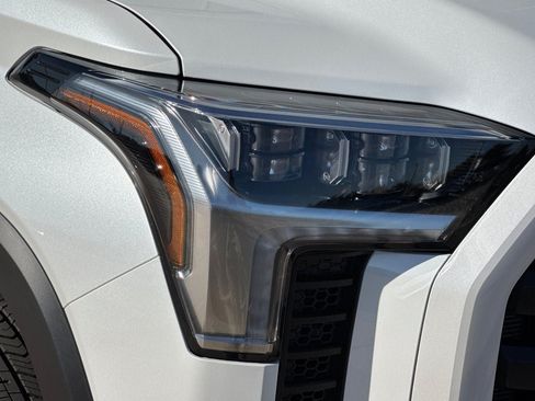 New 2026 Toyota Tundra Limited AWD/4WD image 12