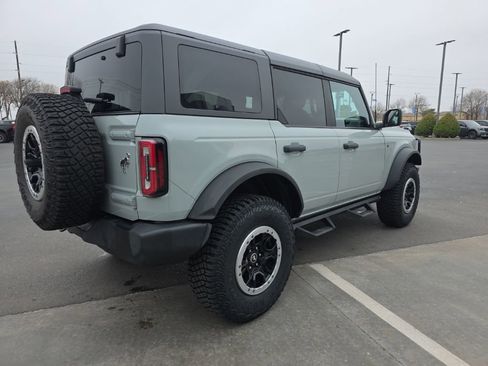 Used 2022 Ford Bronco Big Bend w/ Sasquatch Package image 6