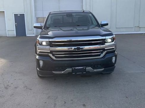 Used 2017 Chevrolet Silverado 1500 High Country image 3