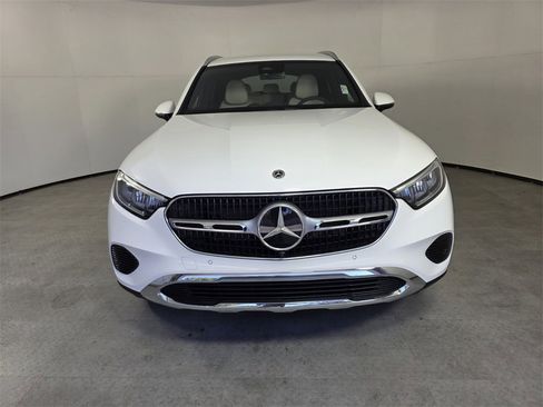 New 2026 Mercedes-Benz GLC 300 4MATIC image 2