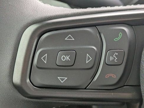 New 2025 Jeep Gladiator Sport image 21