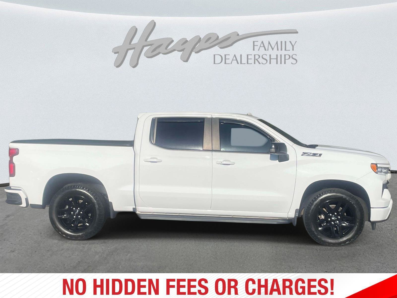 Used 2023 Chevrolet Silverado 1500 RST AWD/4WD image 2