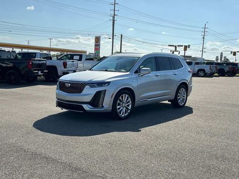 Used 2020 Cadillac XT6 Premium Luxury FWD image 10