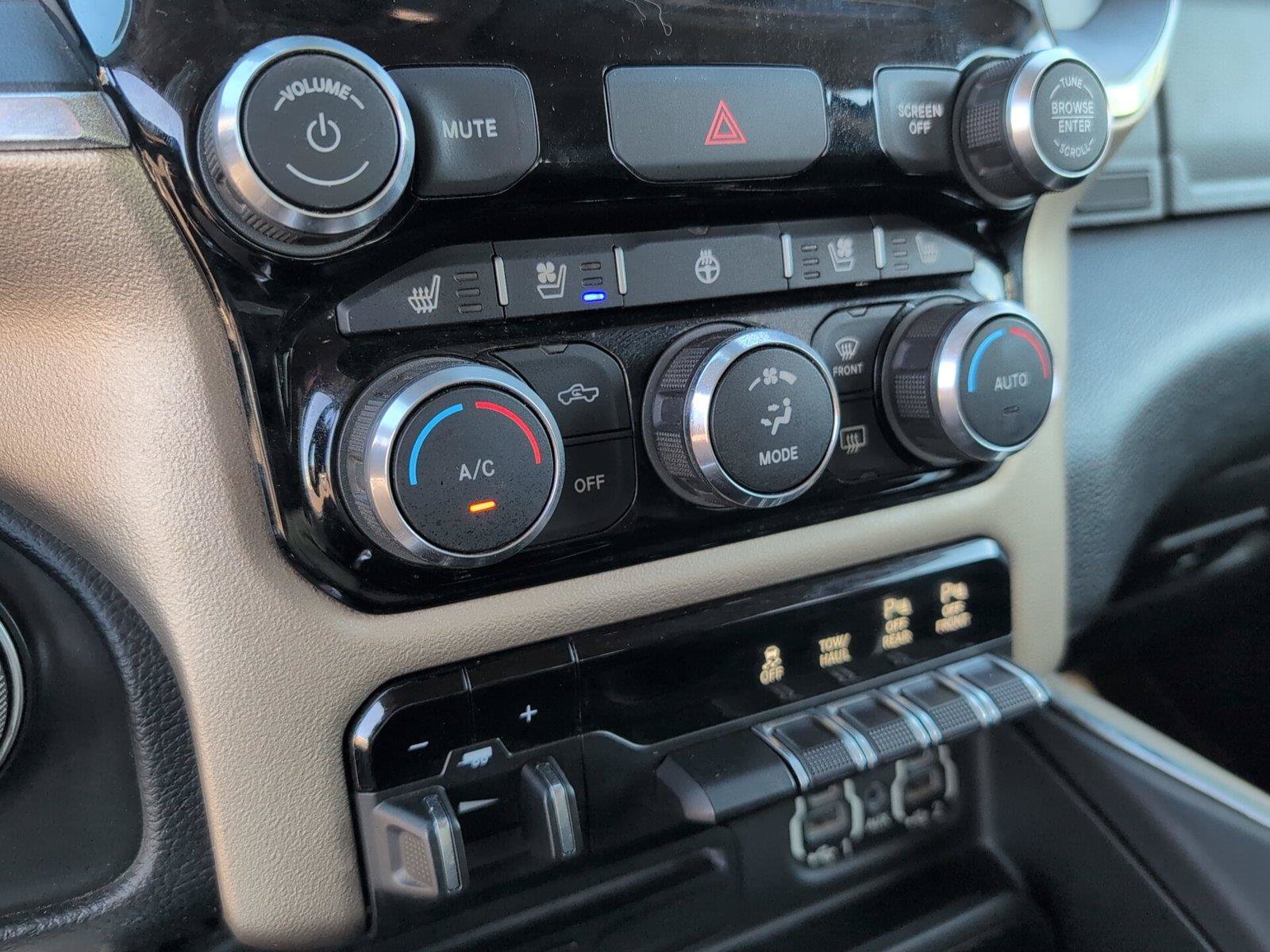 Used 2019 RAM 1500 Laramie AWD/4WD image 19