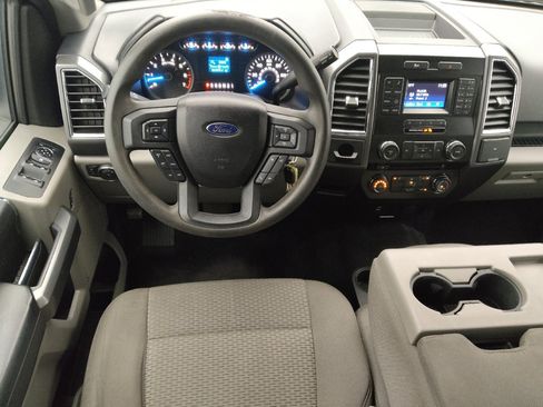 Used 2016 Ford F150 XLT RWD image 22