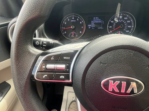 Used 2019 Kia Forte LXS FWD image 19