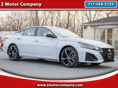 Used 2023 Nissan Altima 2.5 SR w/ SR Premium Package