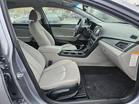 Used 2016 Hyundai Sonata SE image 11