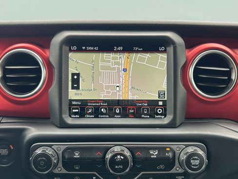 Used 2023 Jeep Gladiator Rubicon AWD/4WD image 19