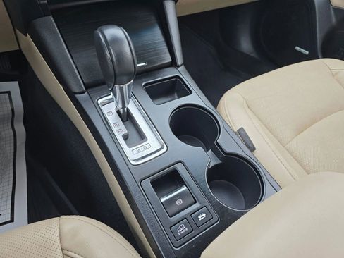 Used 2016 Subaru Outback 3.6R Limited image 31