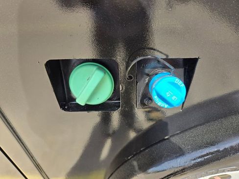 Used 2023 GMC Sierra 3500 Pro w/ Convenience Package image 17