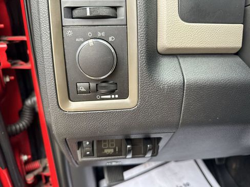 Used 2011 RAM 2500 ST w/ ST Popular Equipment Group image 15