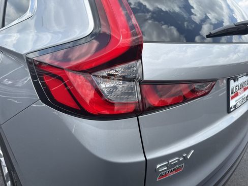 Used 2023 Honda CR-V EX image 23