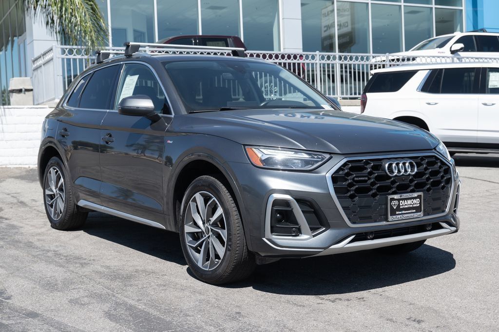 Used 2024 Audi Q5 2.0T Premium Plus AWD/4WD image 2