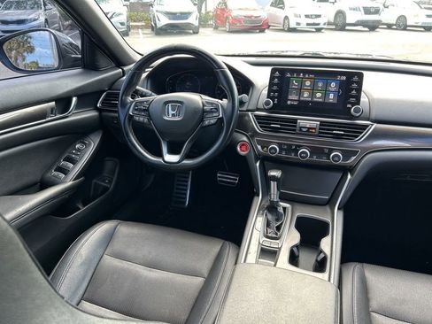 Used 2019 Honda Accord Sport image 9