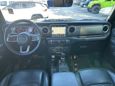 Certified 2021 Jeep Wrangler Unlimited Sahara image 34