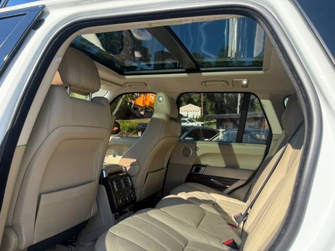 Used 2016 Land Rover Range Rover HSE AWD/4WD image 10