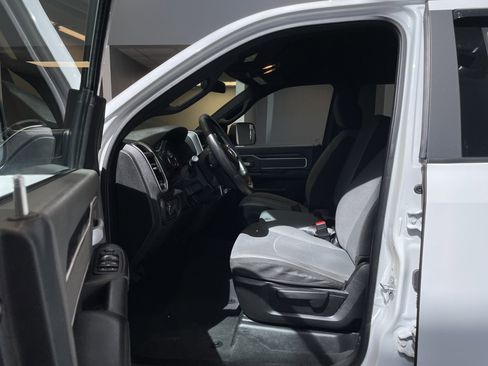 Used 2022 RAM 3500 Big Horn AWD/4WD image 18