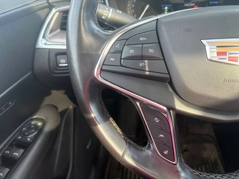 Used 2018 Cadillac XT5 Premium Luxury w/ Driver Assist Package AWD/4WD image 19