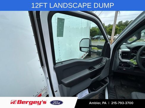 New 2026 Ford F550 4x4 Crew Cab image 8