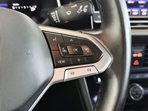 Used 2024 Volkswagen Jetta SE w/ Panoramic Sunroof Package FWD image 15