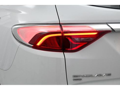 Used 2024 Buick Enclave Essence w/ Experience Buick Package image 26