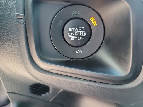 Used 2024 Jeep Wrangler Unlimited Rubicon 4xe AWD/4WD image 23