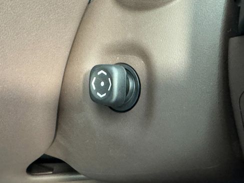 Used 2018 Lexus LS 500 AWD w/ Luxury Package image 20