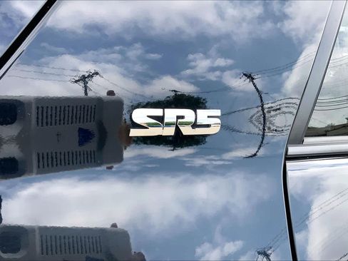 Used 2024 Toyota 4Runner SR5 AWD/4WD image 10